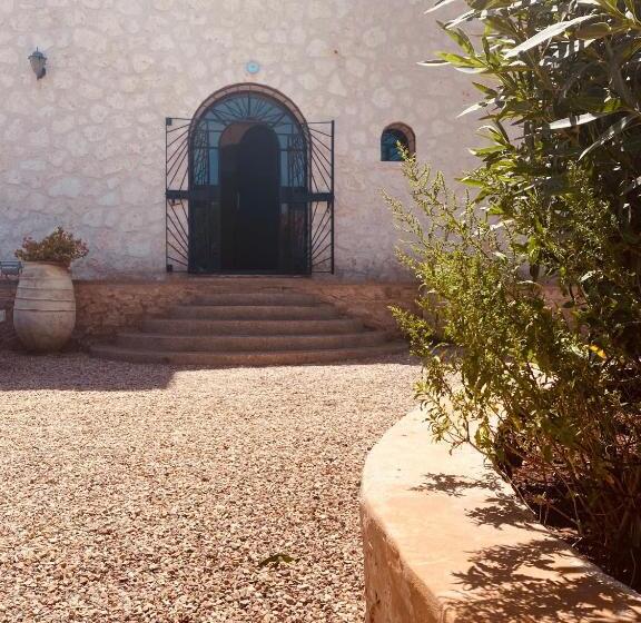 هتل Villa Apollonia   Blissful Garden Paradise With Pool Nestled In Nature