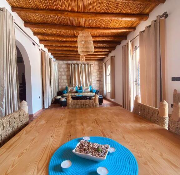 هتل Villa Apollonia   Blissful Garden Paradise With Pool Nestled In Nature