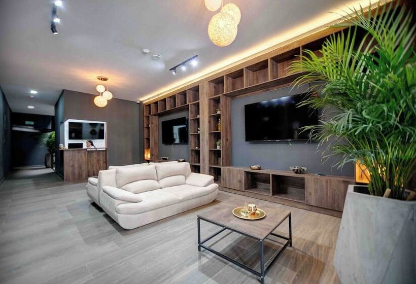 בית מלון כפרי Xliving Host And Rooms