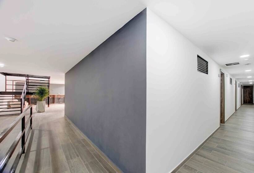 בית מלון כפרי Xliving Host And Rooms