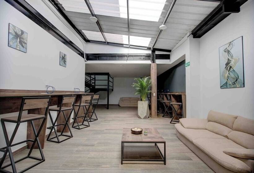 בית מלון כפרי Xliving Host And Rooms