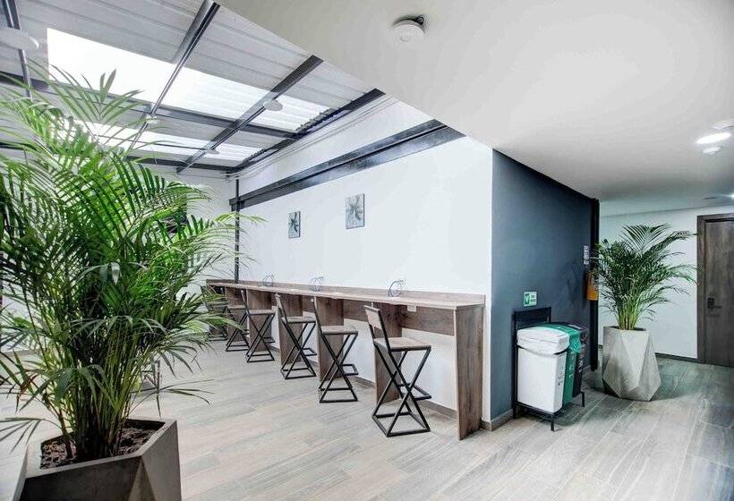 בית מלון כפרי Xliving Host And Rooms