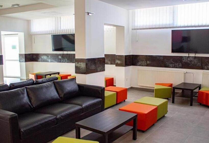 汽车旅馆  Sportok Háza Békéscsaba