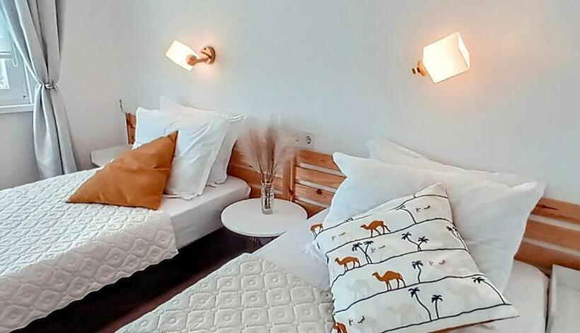 膳宿费 къща за гости веселина ивайловград