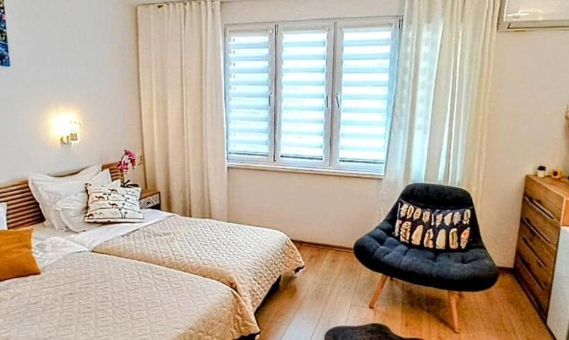 膳宿费 къща за гости веселина ивайловград