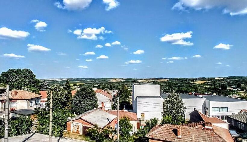 膳宿费 къща за гости веселина ивайловград