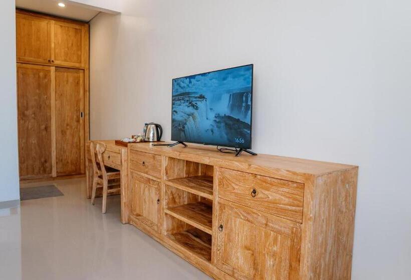 פנסיון Bali Made Escape