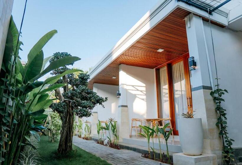 פנסיון Bali Made Escape