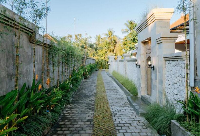 פנסיון Bali Made Escape