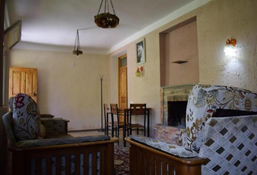 Пансион Benson Adventures Resort