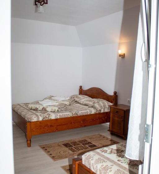 פנסיון Casa Ara