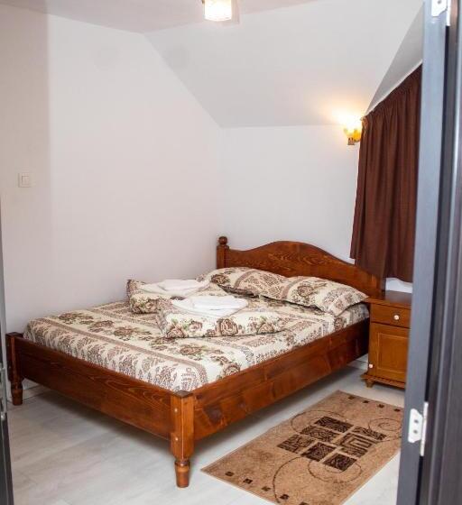 פנסיון Casa Ara