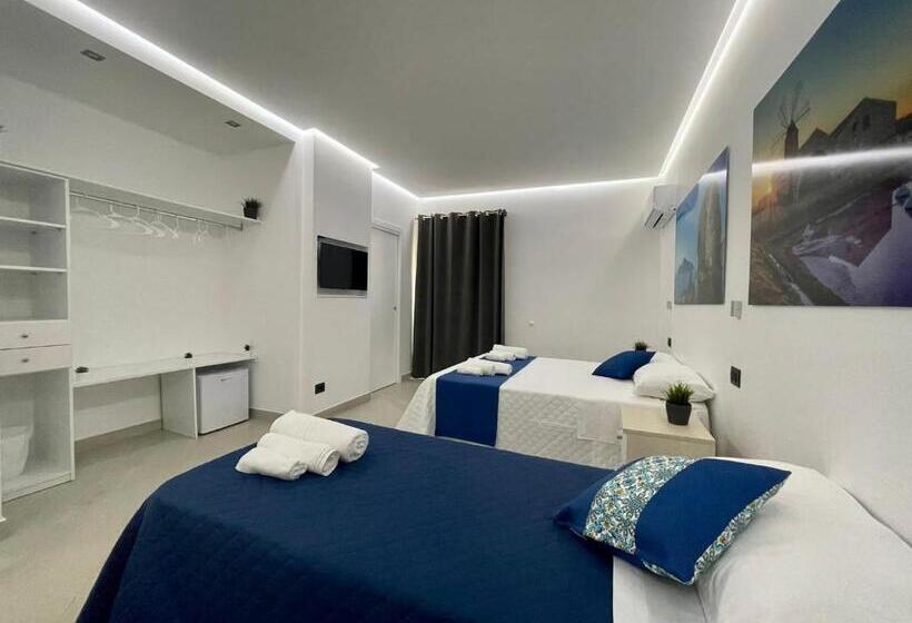 펜션 Pizzuco Holiday Rooms