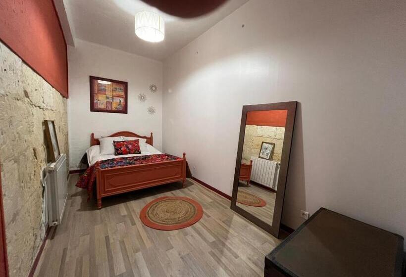 פנסיון Centre Ville Proche Arènes Avec Garage