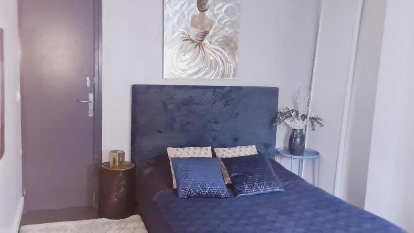 ペンション Chambre Indépendante Avec Salle De Bain Privée Au Calme Saint Maur Des Fossés