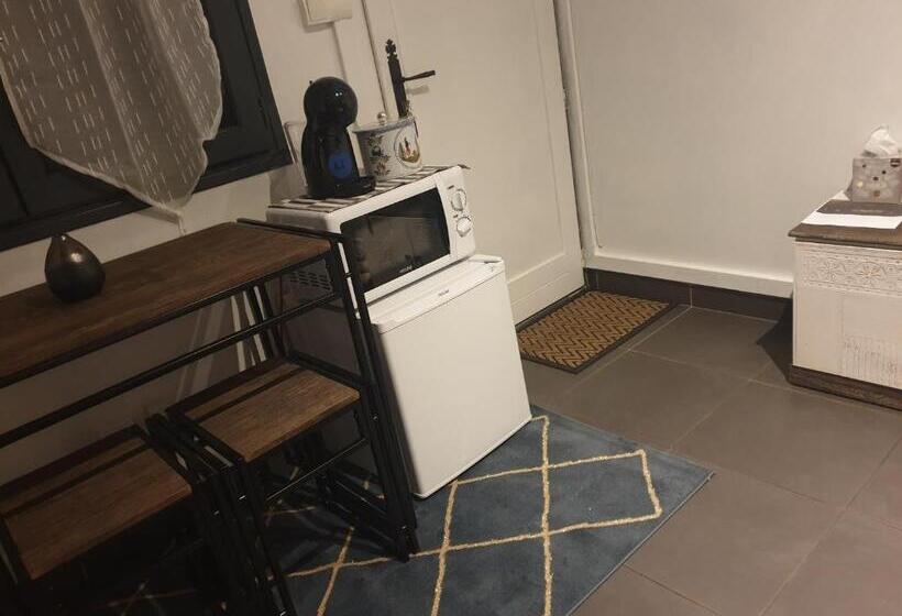 펜션 Chambre Indépendante Avec Salle De Bain Privée Au Calme Saint Maur Des Fossés