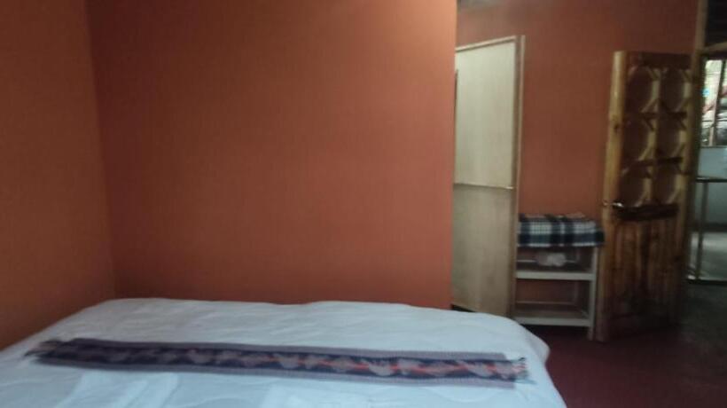 پانسیون Etrita Inkas Hostel