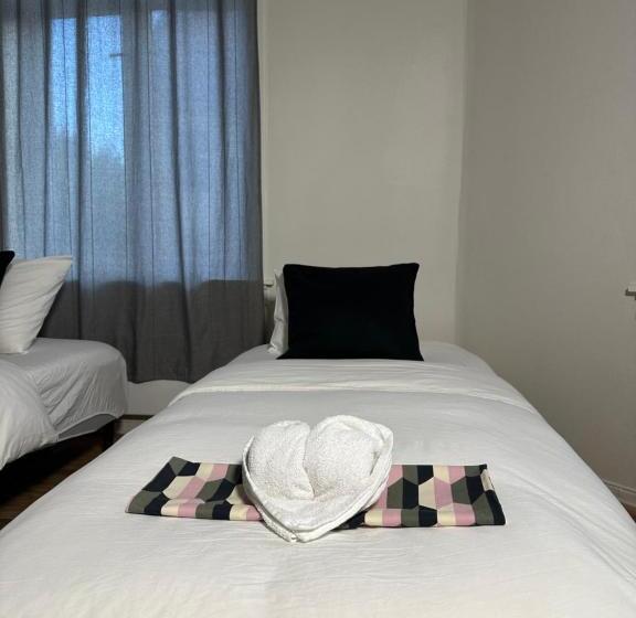 پانسیون Grand Center Oslo