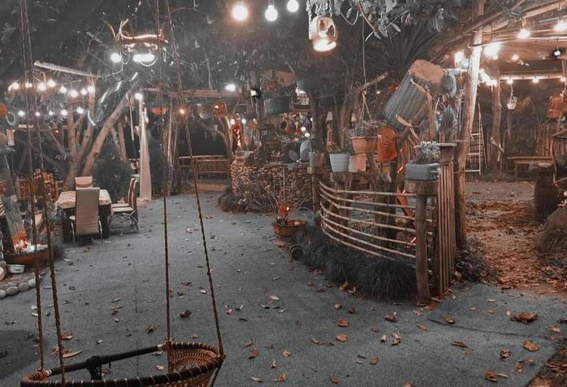 پانسیون Guest House In Makhinjauri