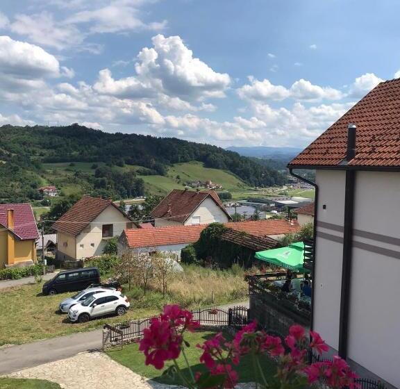 پانسیون Guesthouse Djuro