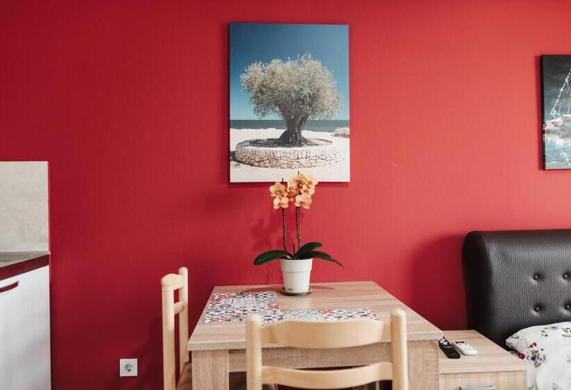 پانسیون Guesthouse Lole