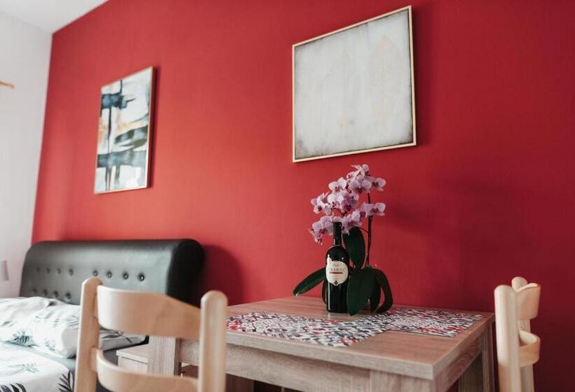 پانسیون Guesthouse Lole