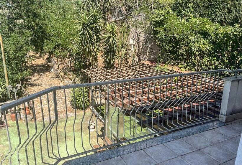 ペンション Hssoverato