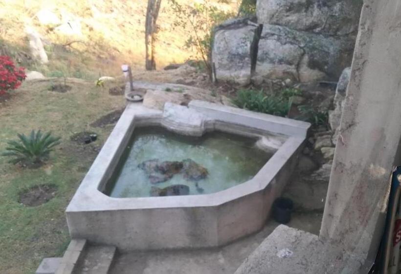 Пансион Jackal Buzzard Mountain Guesthouse