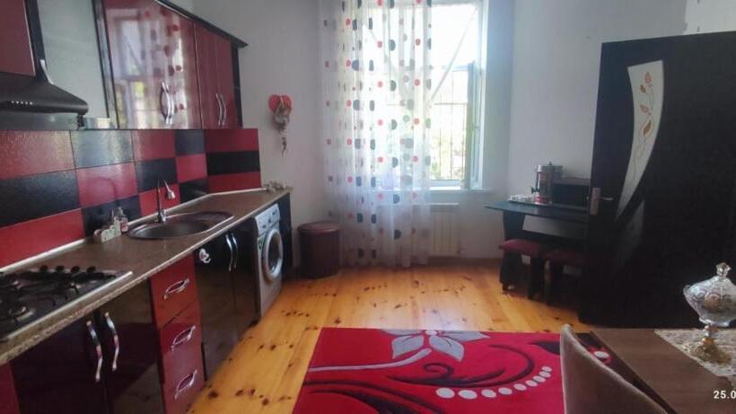 پانسیون Kuki House