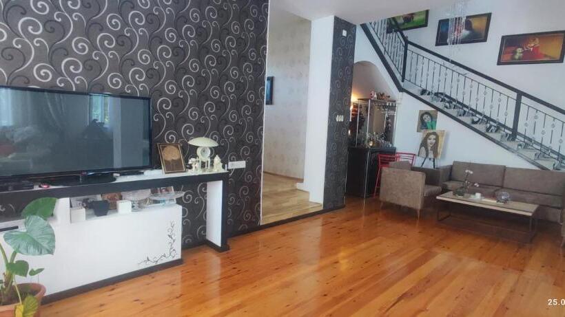 پانسیون Kuki House