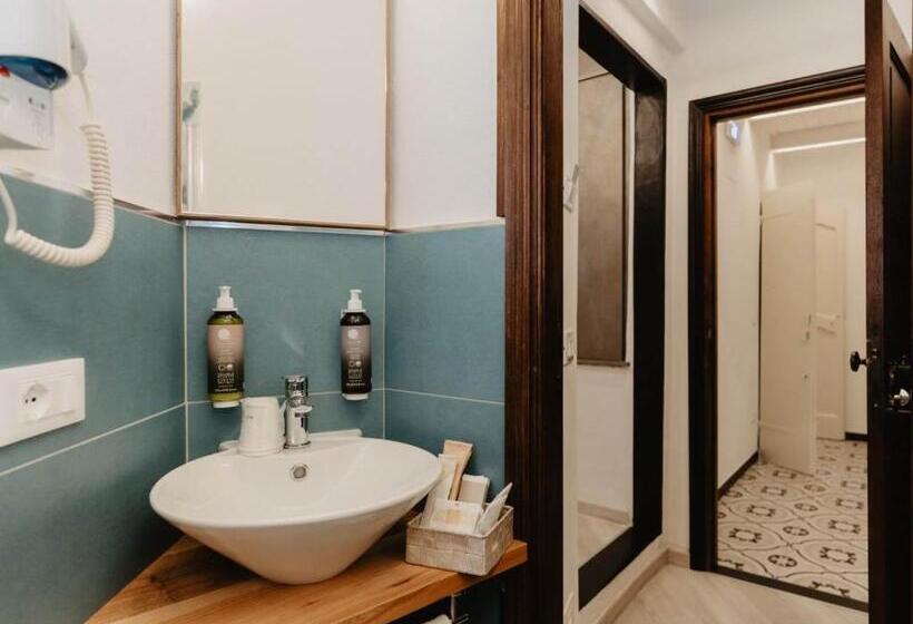 פנסיון L Antica Dimora