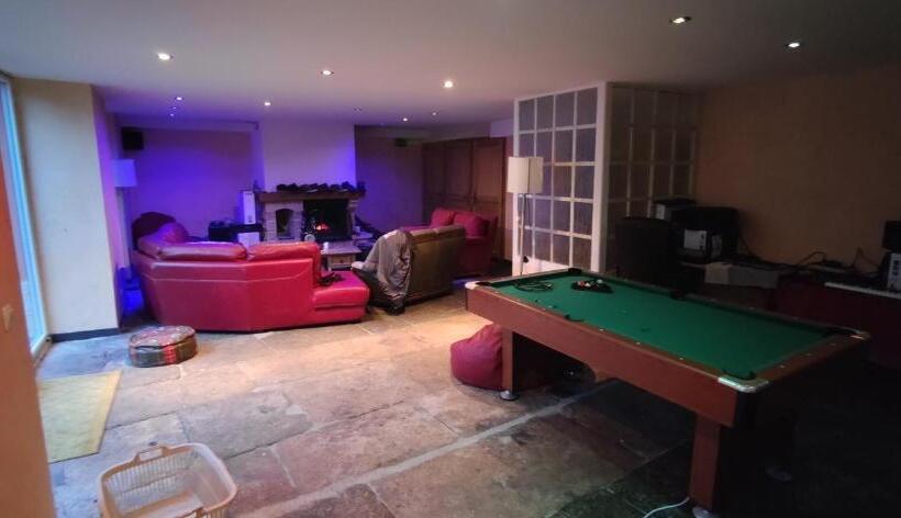 بنسيون Les Hôtes De Labastide