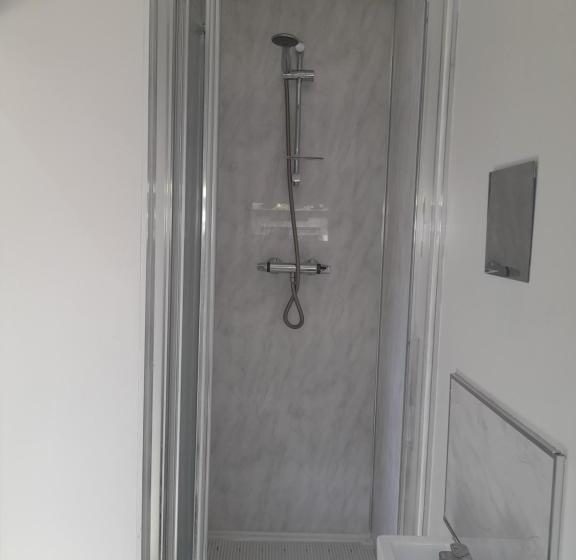 بنسيون Livingstone