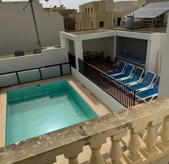 پانسیون Maison D Amour Farmhouse