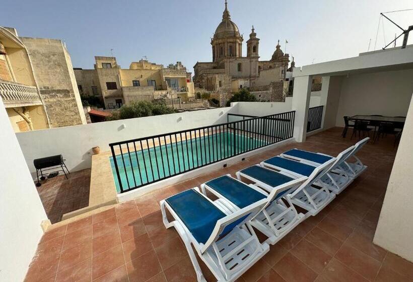 پانسیون Maison D Amour Farmhouse