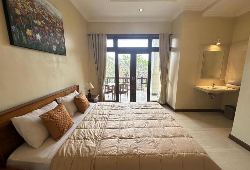 פנסיון Naeera Guest House