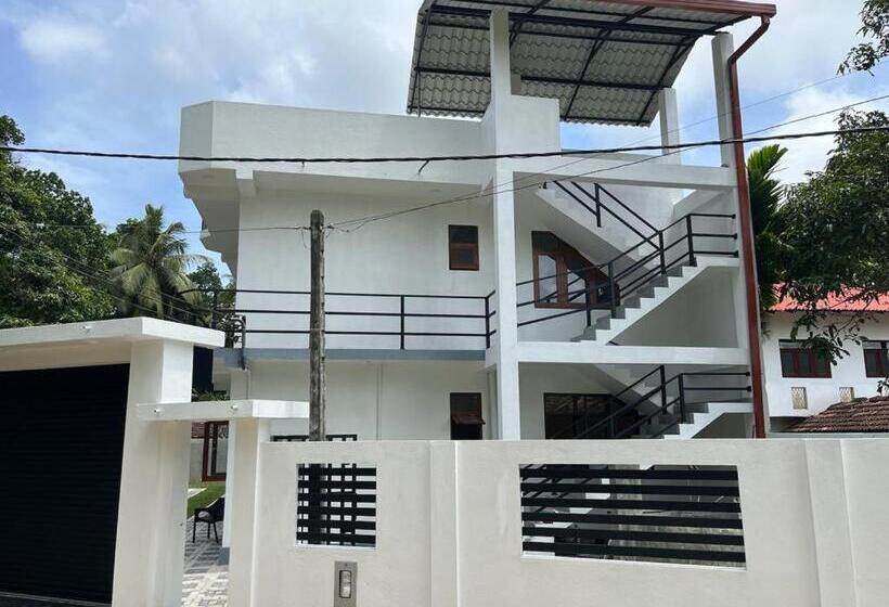 膳宿费 Samarathunga Guest House