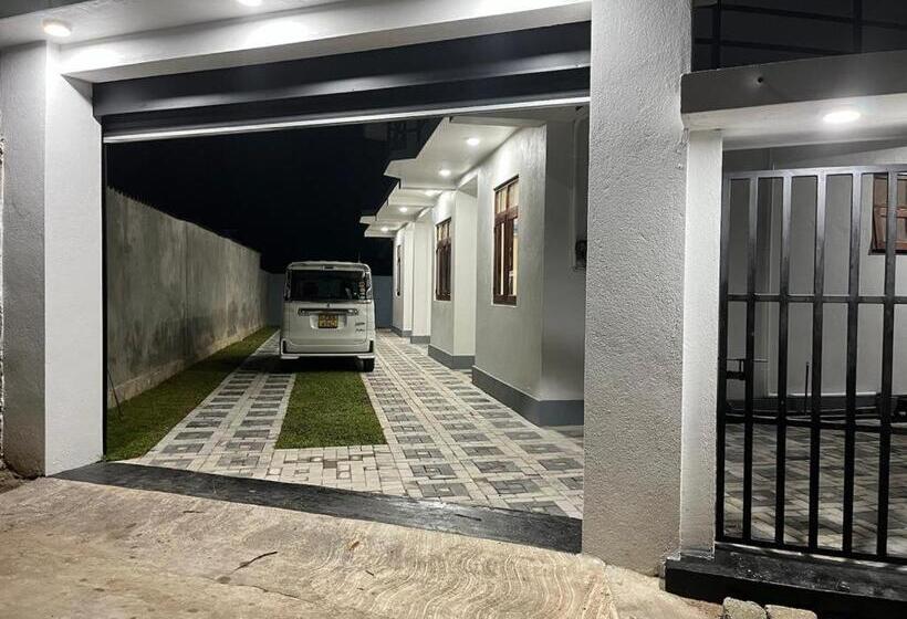 膳宿费 Samarathunga Guest House