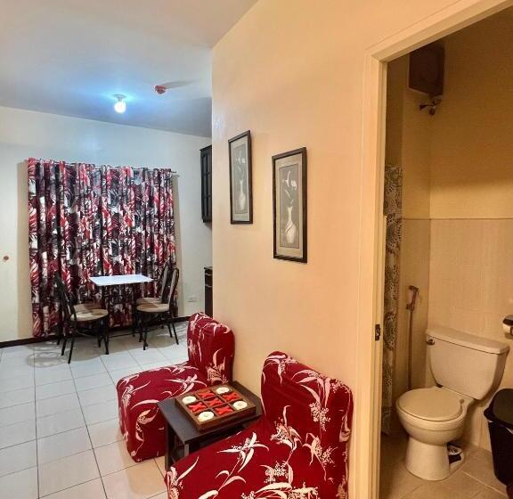 پانسیون Shiels Place Right Beside Enchanted Kingdom