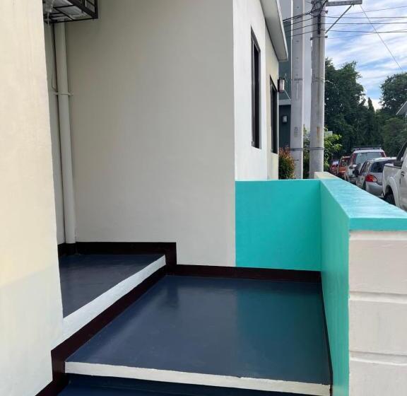 پانسیون Shiels Place Right Beside Enchanted Kingdom