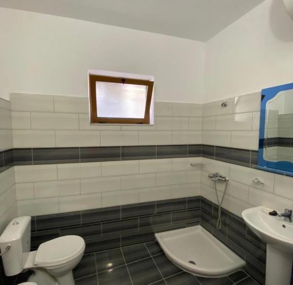 بنسيون Stonetale Garden Guesthouse