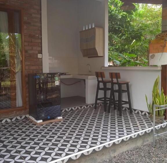 بنسيون Umah Alpukat