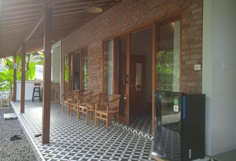 بنسيون Umah Alpukat