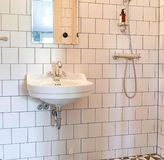 Trädgårdshotellet årås Säteri Och Trädgårdar