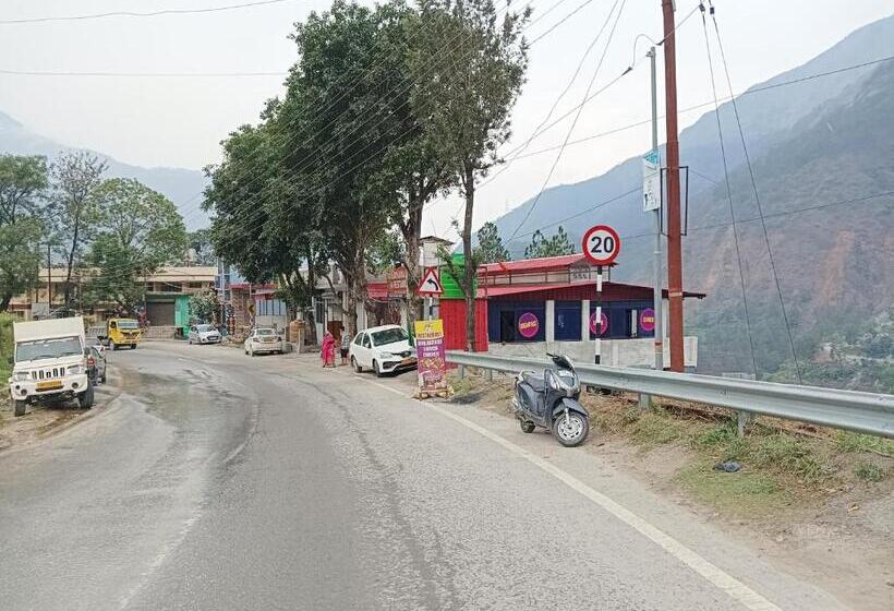 Vasudhara Hotel & Restaurant