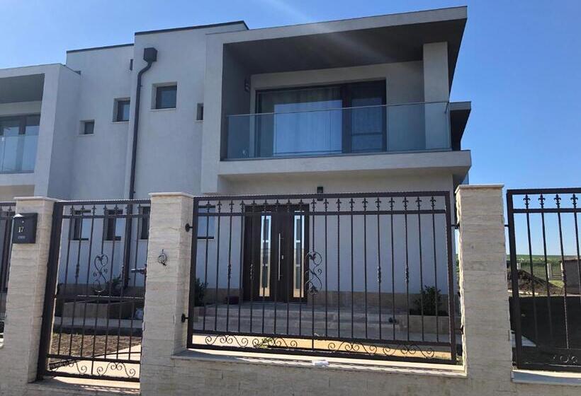 Vila Mud Lake Techirghiol