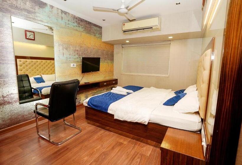 Zenith Homes   Powai Suites