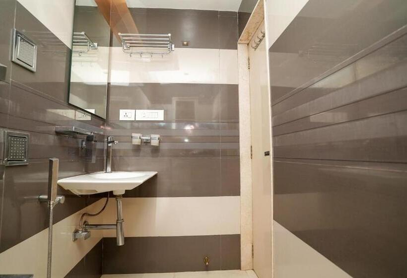 Zenith Homes   Powai Suites