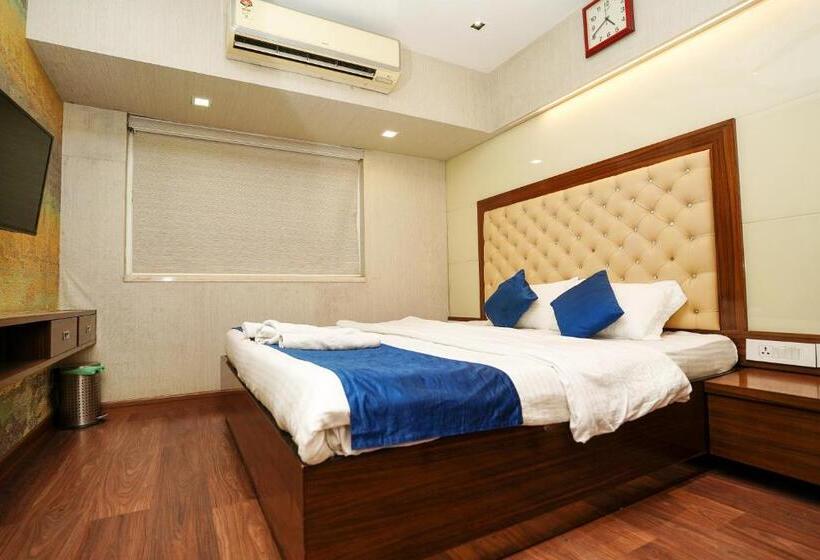 Zenith Homes   Powai Suites