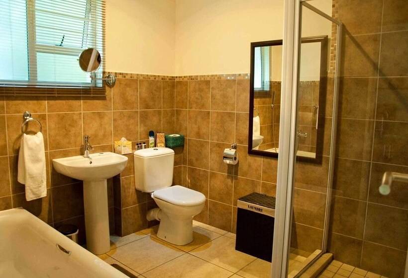 تختخواب و صبحانه Amohela Guesthouse